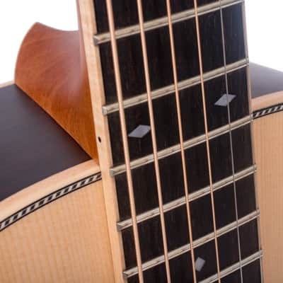 Larrivee Legacy Series 00-40R Solid Spruce/Rosewood Natural image 5
