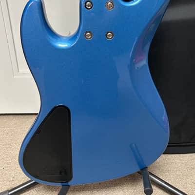 Sadowsky MetroExpress 21 Fret Vintage M/J Bass 5 String Morado Fretboard - Ocean Blue Metallic image 4