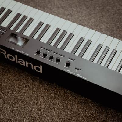 Roland RD-08 88-Key Digital Stage Piano, Black image 5