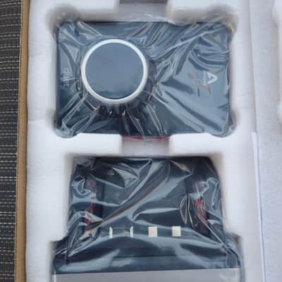 BRAND NEW FACTORY SEALED Apogee Duet 3 Limited Edition Set + Duet Dock BUNDLE image 9