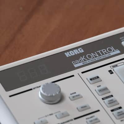 Korg padKONTROL USB Drum Pad Studio Controller 2005 - Present - White image 9