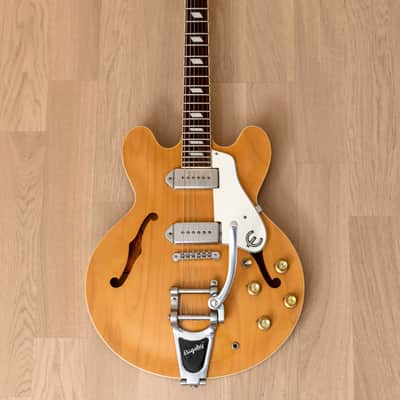 1999 Epiphone Casino Hollowbody Guitar Natural w/ 1 11/16" Nut, Bigsby B7 & Case, Peerless image 2
