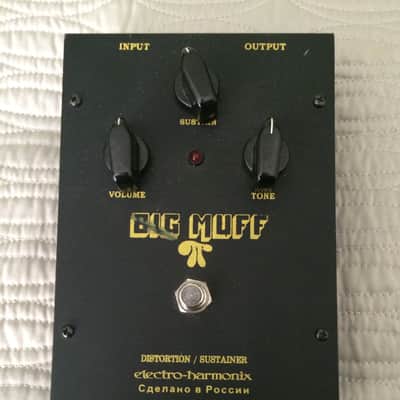 Electro Harmonix Russian Big Muff Fuzz Pedal Guitar/Bass Black and Yellow image 4