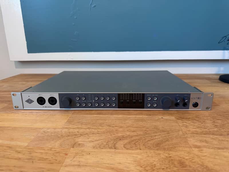 Universal Audio Volt 876 USB-C Audio Interface 2025 - Present - Gray image 1