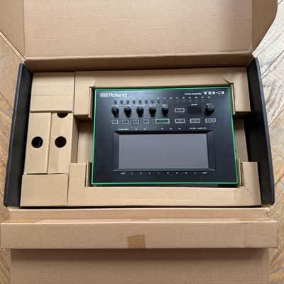 Roland TB-3 AIRA Touch Bassline Synthesizer 2014 - Present - Black image 2