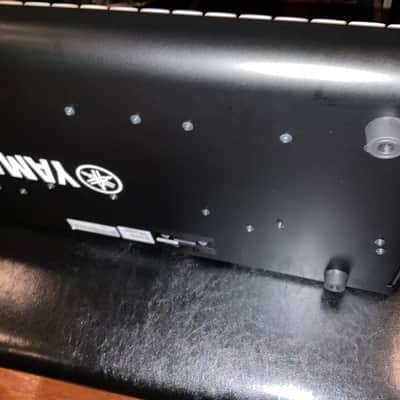 Yamaha YC61 61-Key Stage Keyboard image 11