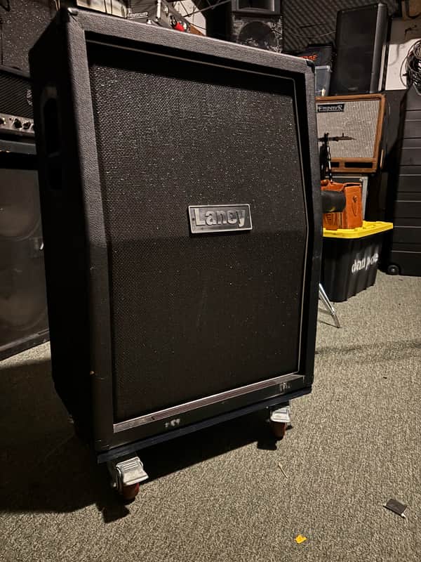 Laney LFR-212 2x12" Full Range Powered Guitar Cabinet - Black image 1