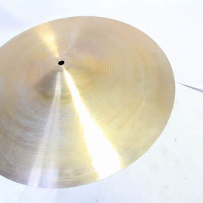 ZILDJIAN 1970s A. Zildjian 18 Inches Medium Crash 1372g A Zildjian Crash (07/06) image 4