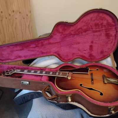 Gibson L5 archtop guitar, sunburst, 1947 image 12