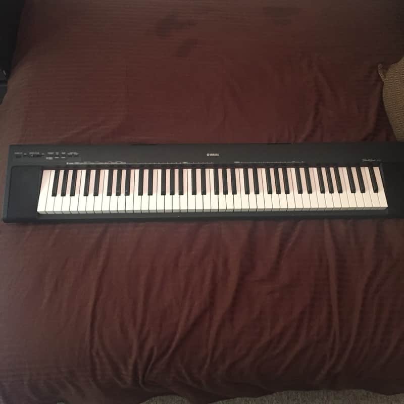 Yamaha NP-30 Portable Grand Piano 76 keys image 1