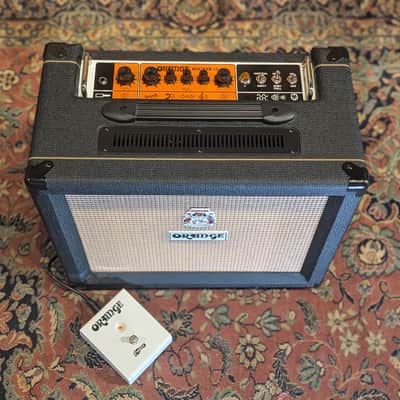 Orange Rocker 15 2-Channel 15-Watt 1x10" Guitar Combo 2017 - Present - Black image 2