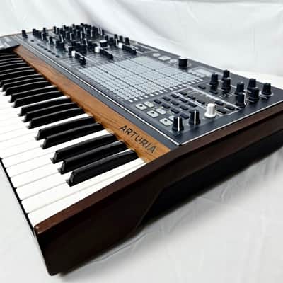 Arturia MatrixBrute Analog Monophonic Synthesizer 49-Key Keyboard Synthesizer image 7