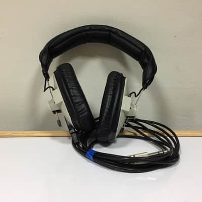 Beyerdynamic DT100 image 1