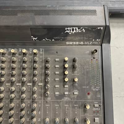Peavey SRC 6032 & Mackie SR32 4 VLZ Pro 32-Channel Analog Mixer Console Lot – Untested image 8