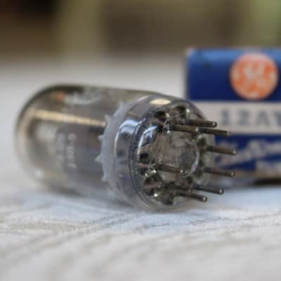 1954 GE 12AY7 Gray Plate Bent Rectangular Getter NOS NIB – Balanced 2100/2200 Gm image 5