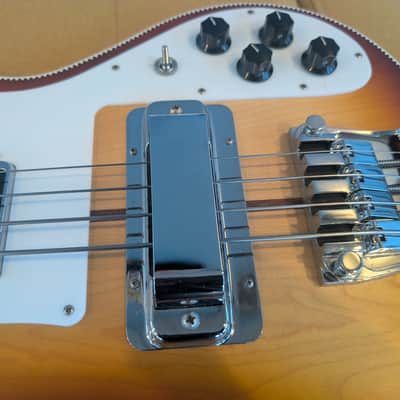 Rickenbacker 4003 2012 - Present - Satin Autumnglo image 14