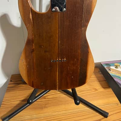 Reclaimed Doug fir door Barncaster Strat image 8