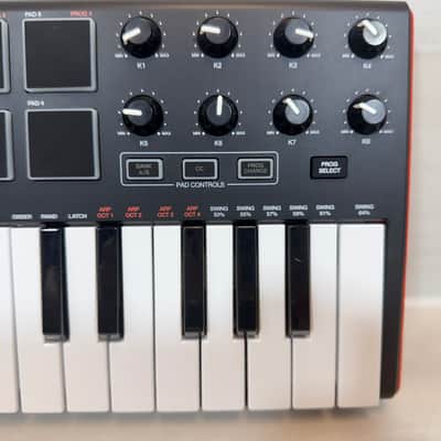 Akai MPK Mini MKII 25-Key USB MIDI Controller w/ Box & USB Cable 2014–2020 imagen 3