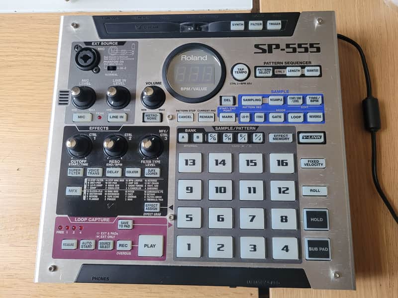 Roland SP-555 Sampler | Reverb Canada