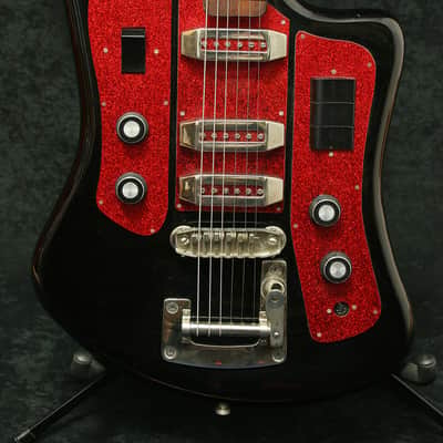 Formanta Solo 2 1980 Black Sparkling Red image 1