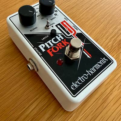 Electro-Harmonix Pitch Fork Polyphonic Pitch Shift | Reverb