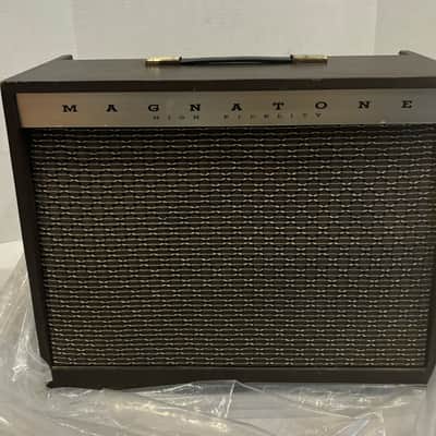 Magnatone 440    Stero Tube Estey Guitar combo Amp RARE -BUDDY HOLLEY SOUND brown image 2