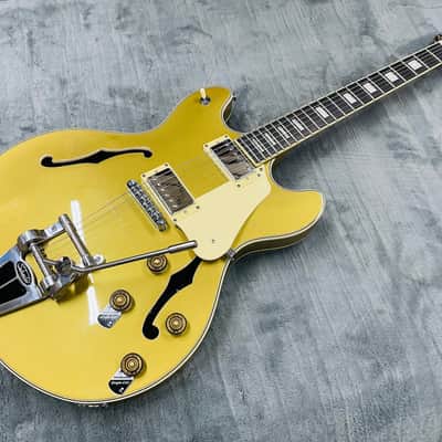 Schecter Corsair 2020 - Gold Top image 3