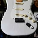 Fender American Ultra Luxe Vintage '50s Stratocaster White Blonde Heirloom Lacquer 2025