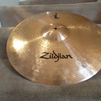 Zildjian I series 20-in crash ride cymbal excellent condition image 4