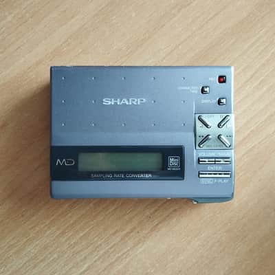Sharp MD MS 200 1997 - Sharp Walkman Portable mini disc Player MD MS 200 gray working video test image 1