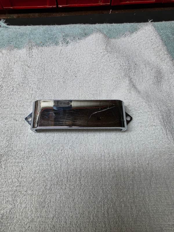 Rickenbacker 4001 pickup cover image 1