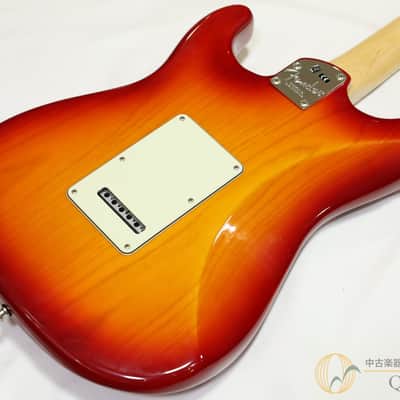 Fender American Elite Stratocaster Aged Cherry Burst 2019 image 5
