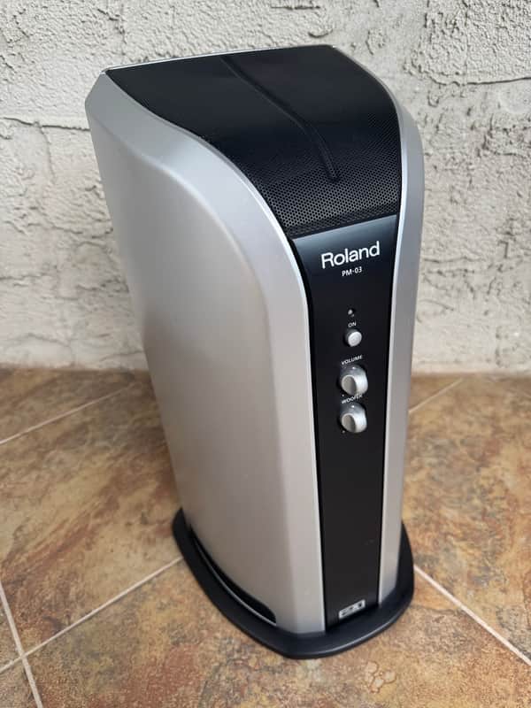 Roland PM-03 Personal Drum Monitor 2011 - Present - Silver image 1