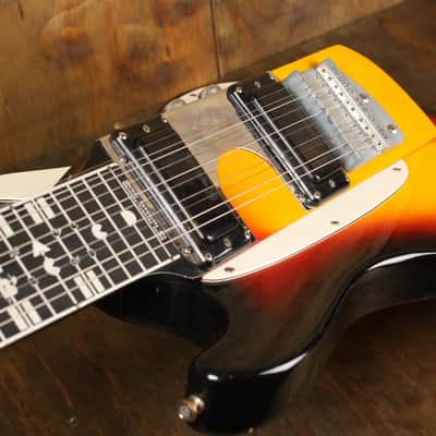 Mosrite Melobar 10 String 1967-1969 3-Color Sunburst image 2
