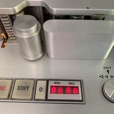 Studer A80 16 track Analog Multitrack 2" Tape Machine with Remote image 4
