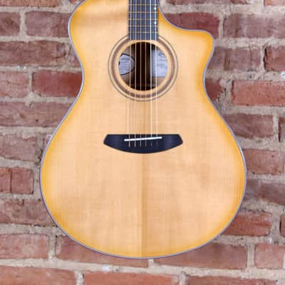 Breedlove Organic Artista Concerto CE Natural Shadow image 1