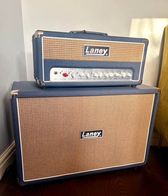 Laney LANEY LIONHEART FOUNDRY SERIES LF-SUPERTOP 120W HEAD AND 2X12" CAB 2025 - Blue Tolex