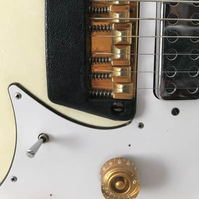 Ovation Breadwinner White image 16
