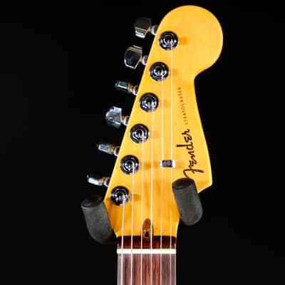 Fender American Ultra Stratocaster HSS - Ultraburst with Rosewood Fingerboard image 6