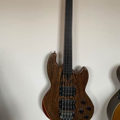 Wal MK1 Fretless 1987 Wenge image 1