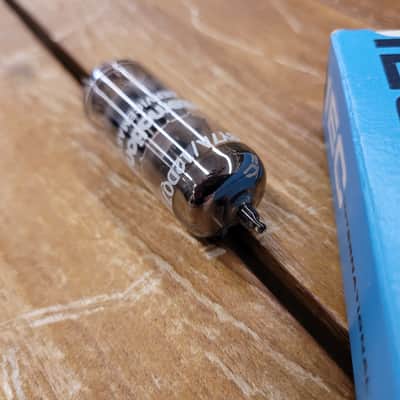 Mullard IEC 12BY7/12DQ7/12BV7 Tube image 5