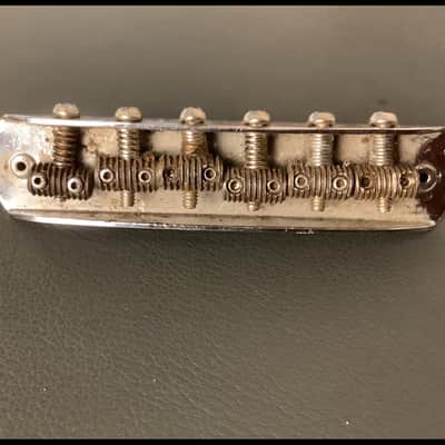 Fender 1960s Jaguar-Jazzmaster bridge, bridge cover image 5