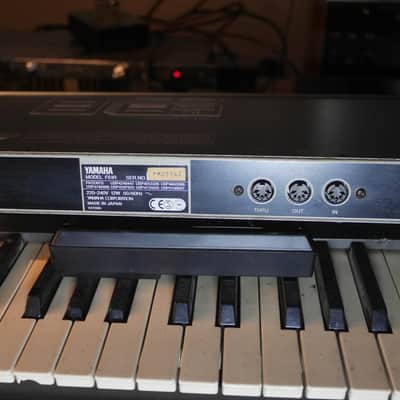 Yamaha FS1R FM Tone Generator 1998 - Silver - Excellent Condition image 2