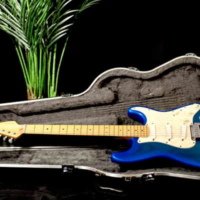 Fender Stratocaster Plus Deluxe Blue Burst W/Case image 4