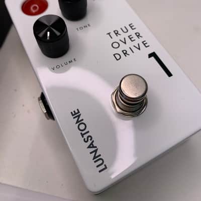 Lunastone True Overdrive 1 2010s - White image 7