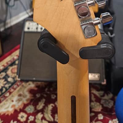Fender USA Standard Stratocaster 2012 - Pearl White image 7