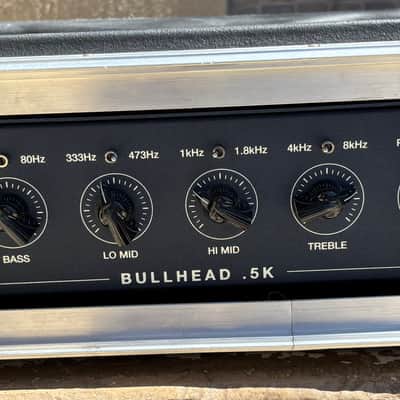 Trickfish Bullhead .5k bass amplifier w/SKB 2U Rack image 1