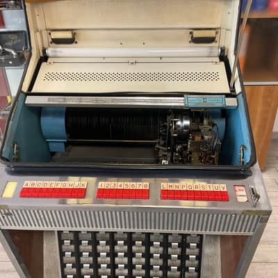SEEBURG  Q160S JUKE BOX 1960 image 2