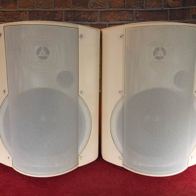 OWI AMP6022W 6.5" 40-Watt Surface Mount Speaker Pair White image 1