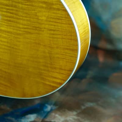Heritage Johnny Smith Rose w/ Rose Pick Guard 1998 Amber image 19